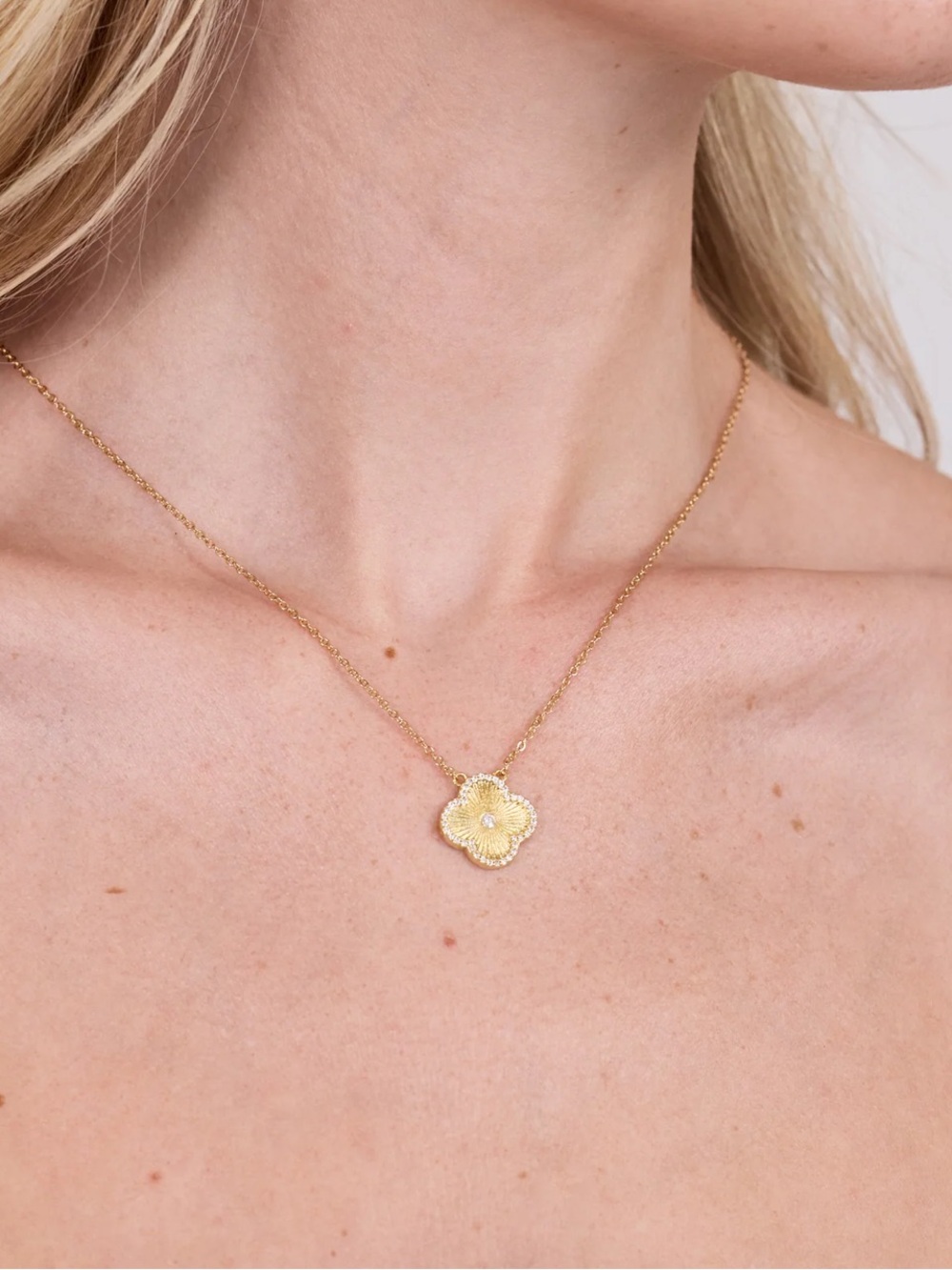 Electric picks icon necklace